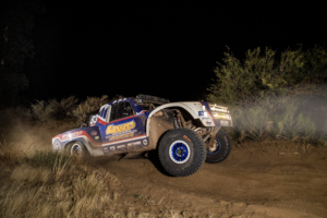 Luke McMillin Wins 2022 Baja 1000